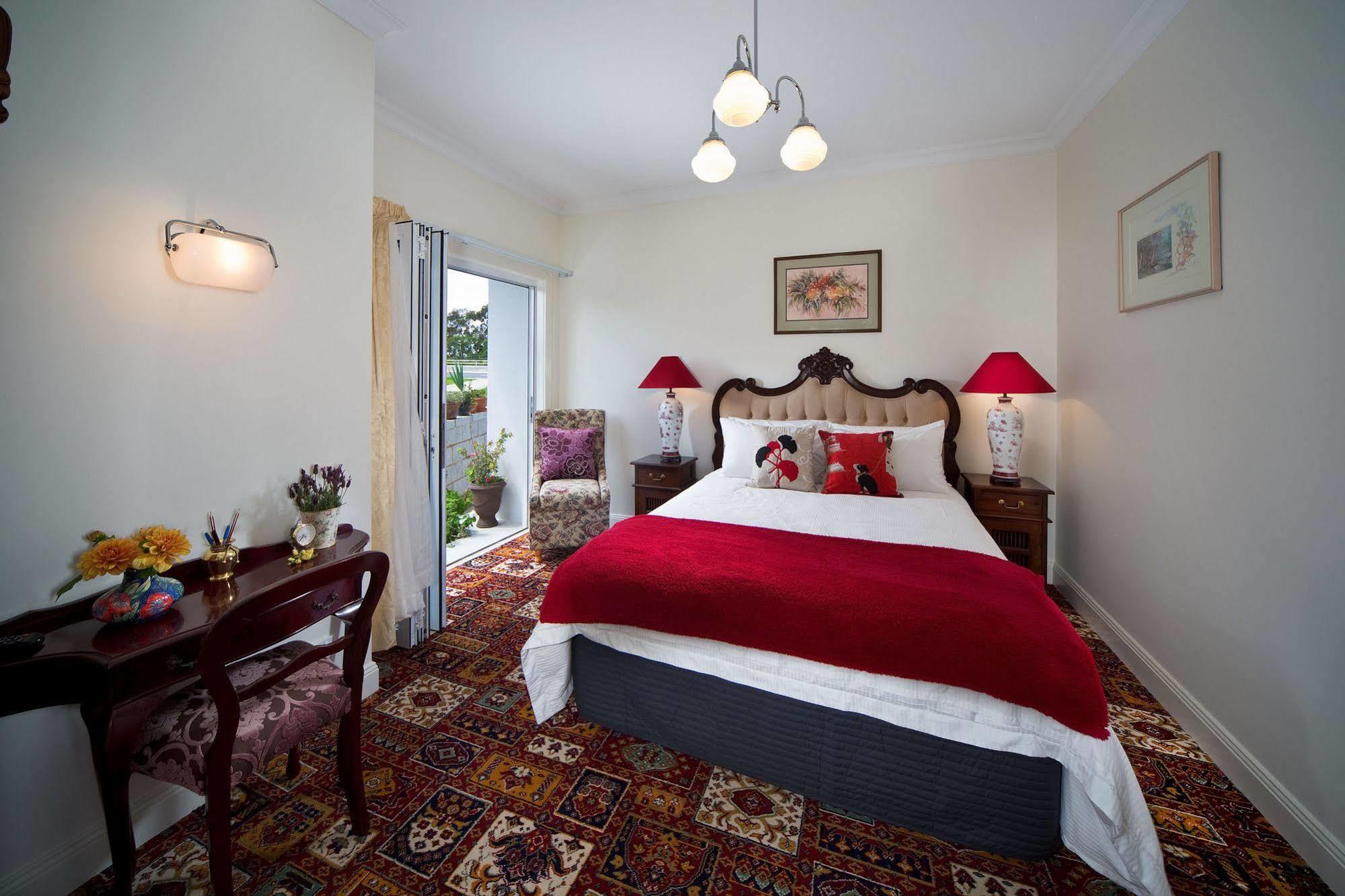Australis Suite
